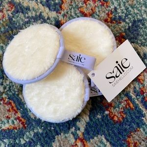 Saie Reusable Beauty Rounds NWT